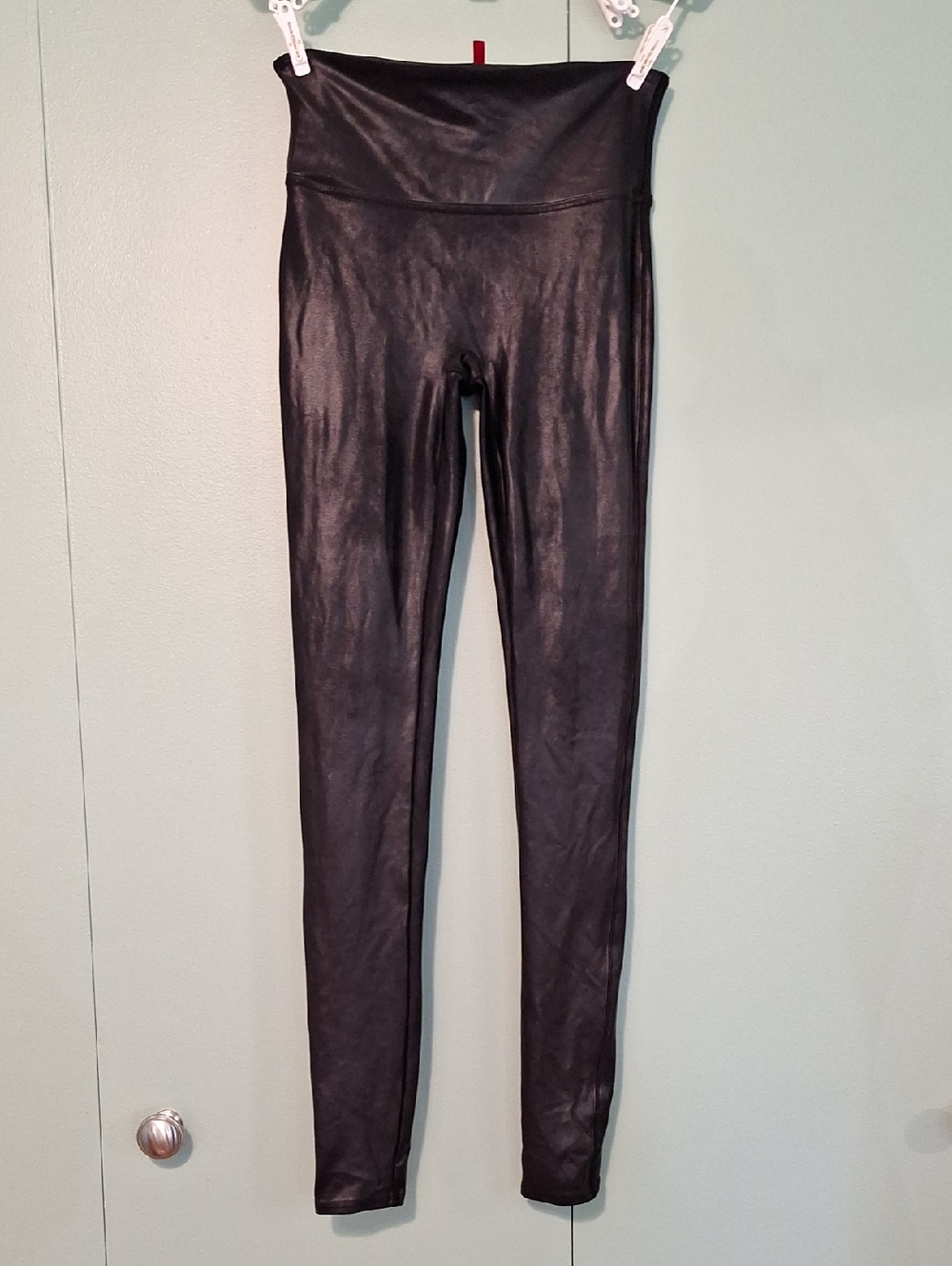 Spanx Black Shiny Metallic Legging Size Medium